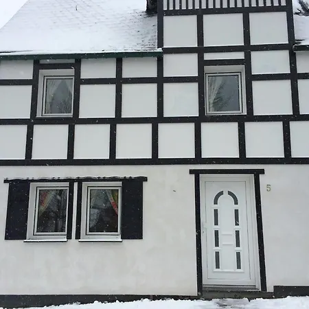 Nahe Skibus Apartment Schmallenberg